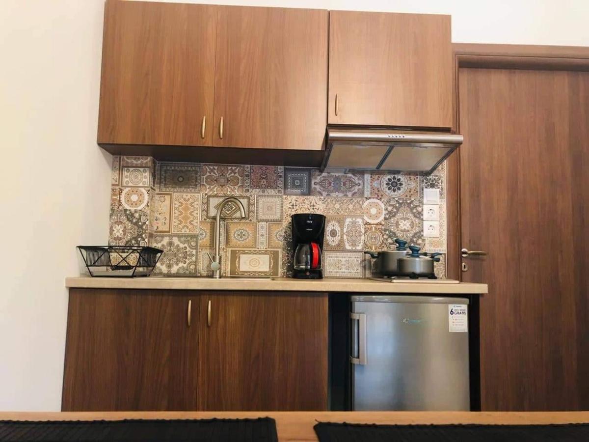 Utopia suites Aegina Esterno foto