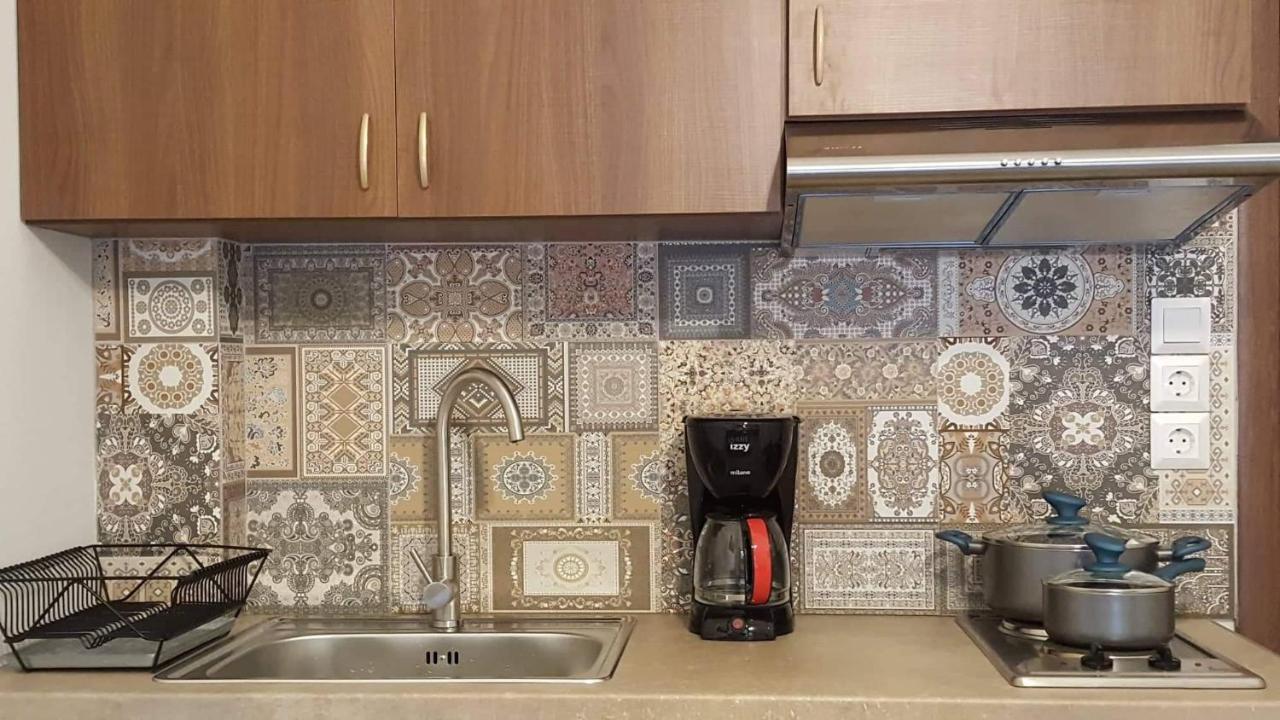 Utopia suites Aegina Esterno foto