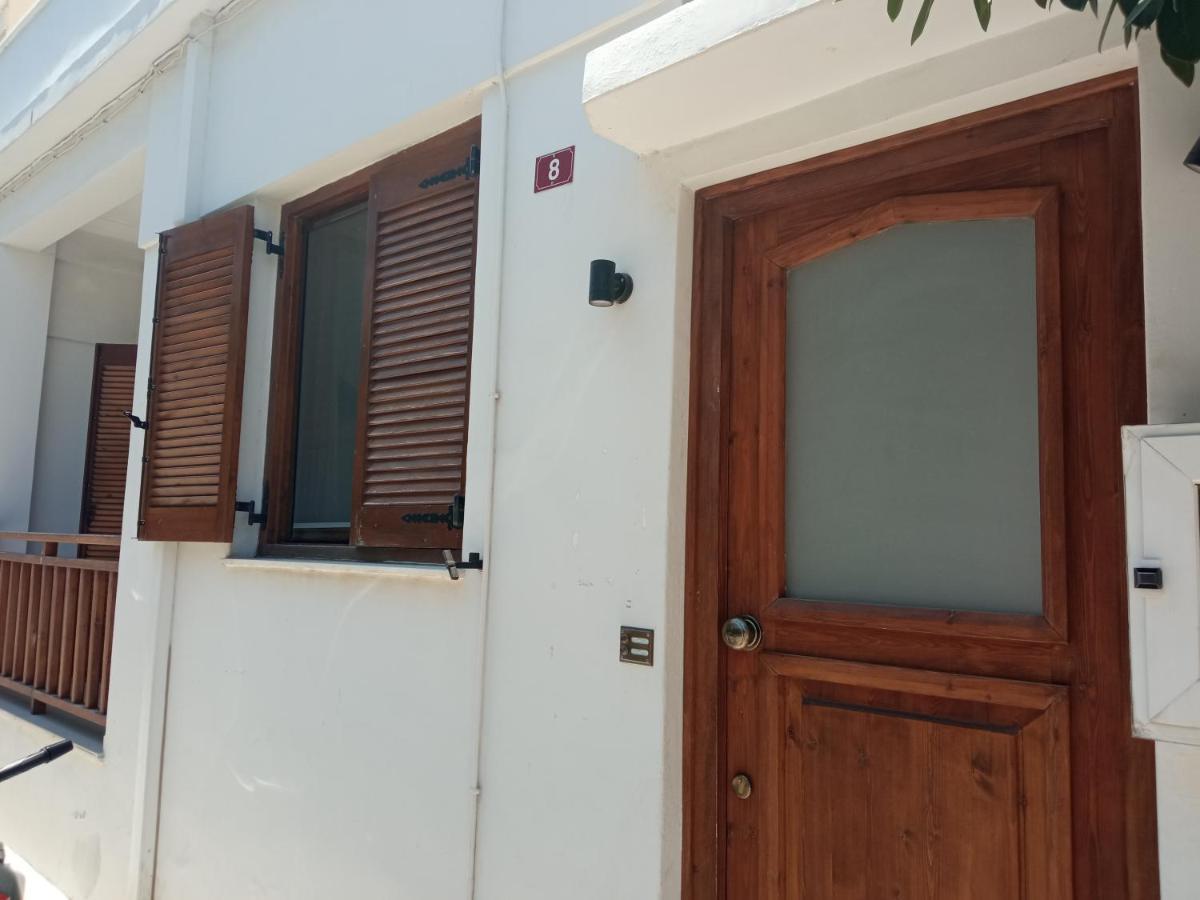 Utopia suites Aegina Esterno foto