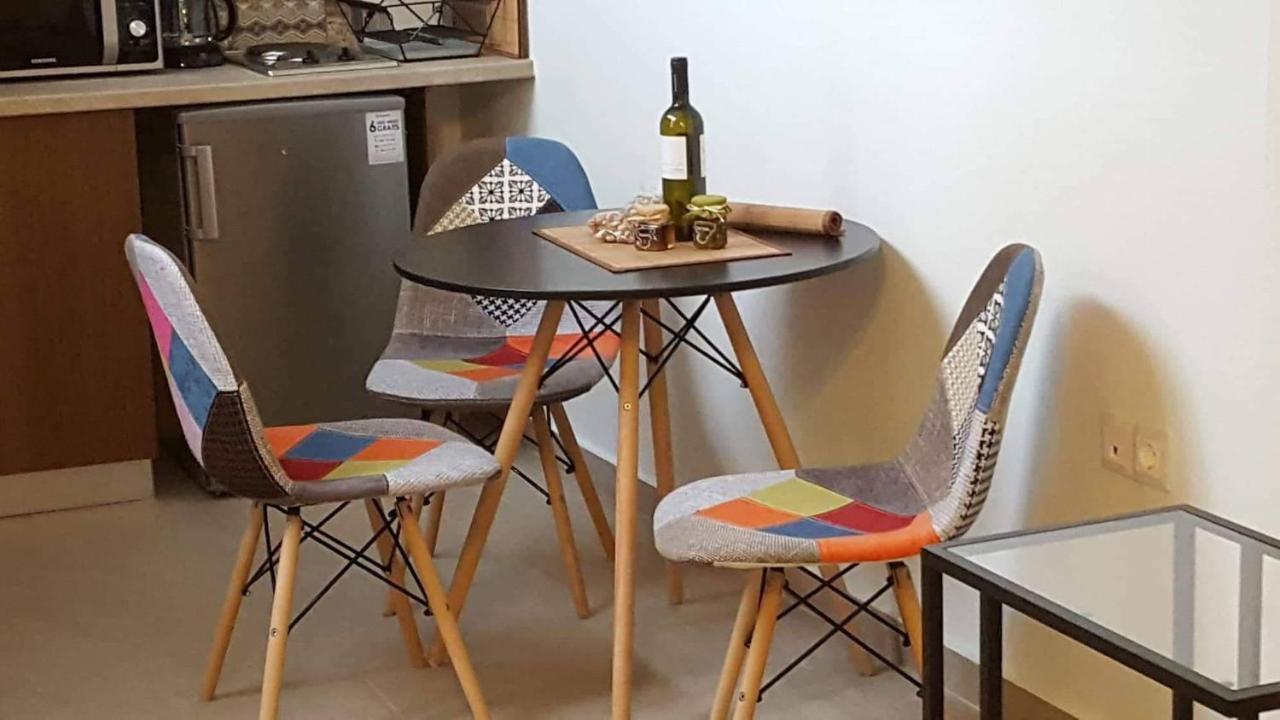 Utopia suites Aegina Esterno foto