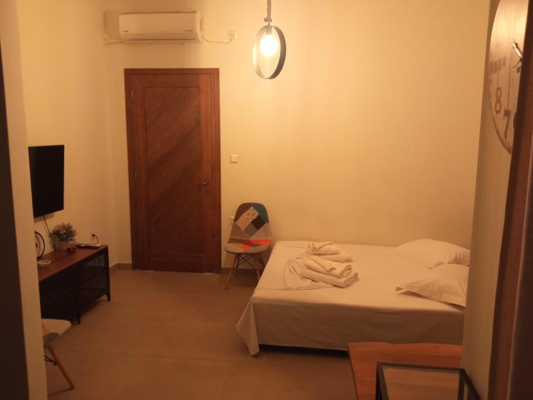 Utopia suites Aegina Esterno foto