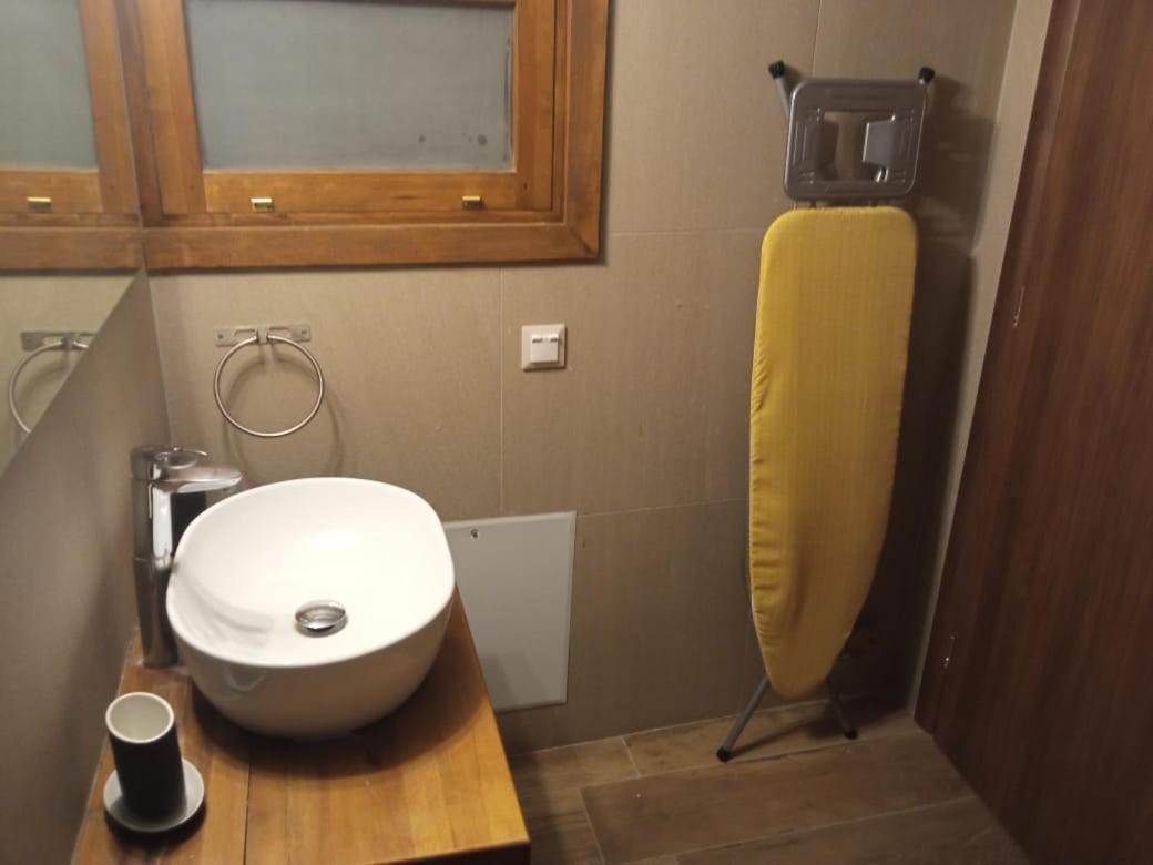 Utopia suites Aegina Esterno foto
