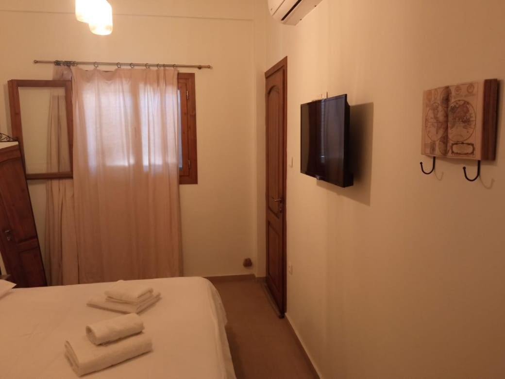 Utopia suites Aegina Esterno foto