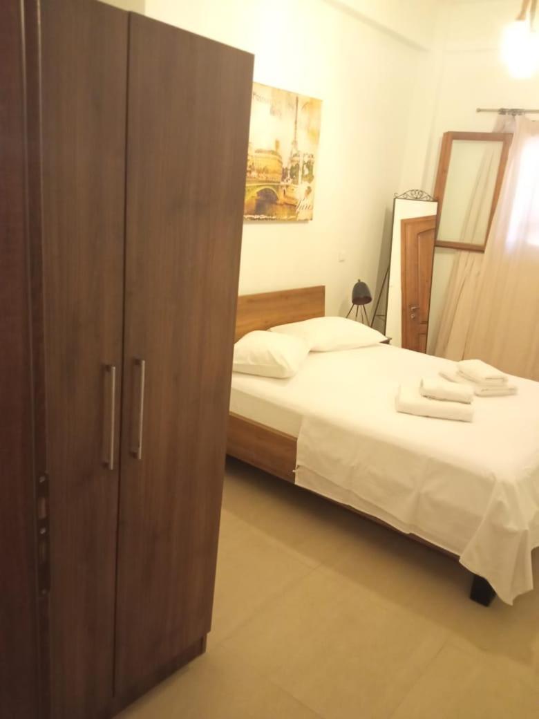 Utopia suites Aegina Esterno foto